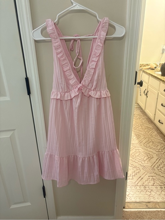 Dresses & Skirts - Pink Mini Dress